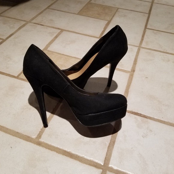 LAUREN CONRAD PLATFORM VELVET STILETTOS - Picture 4 of 6